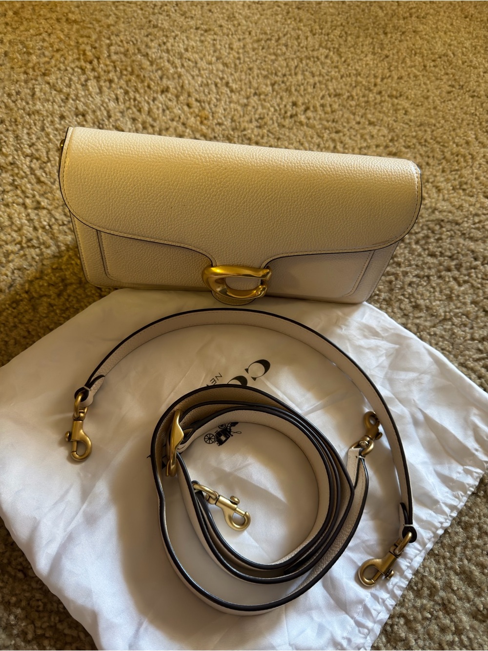 Coach Tabby shoulder bag 26-white  used couple times but still new